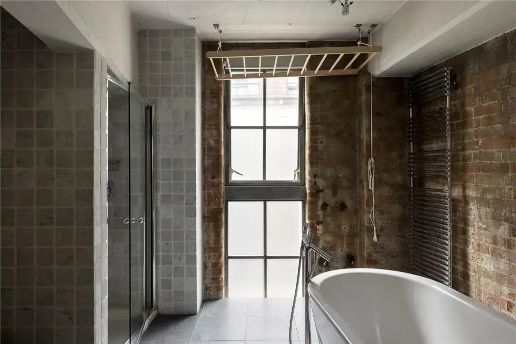 New York-style loft in Clerkenwell in Clerkenwell