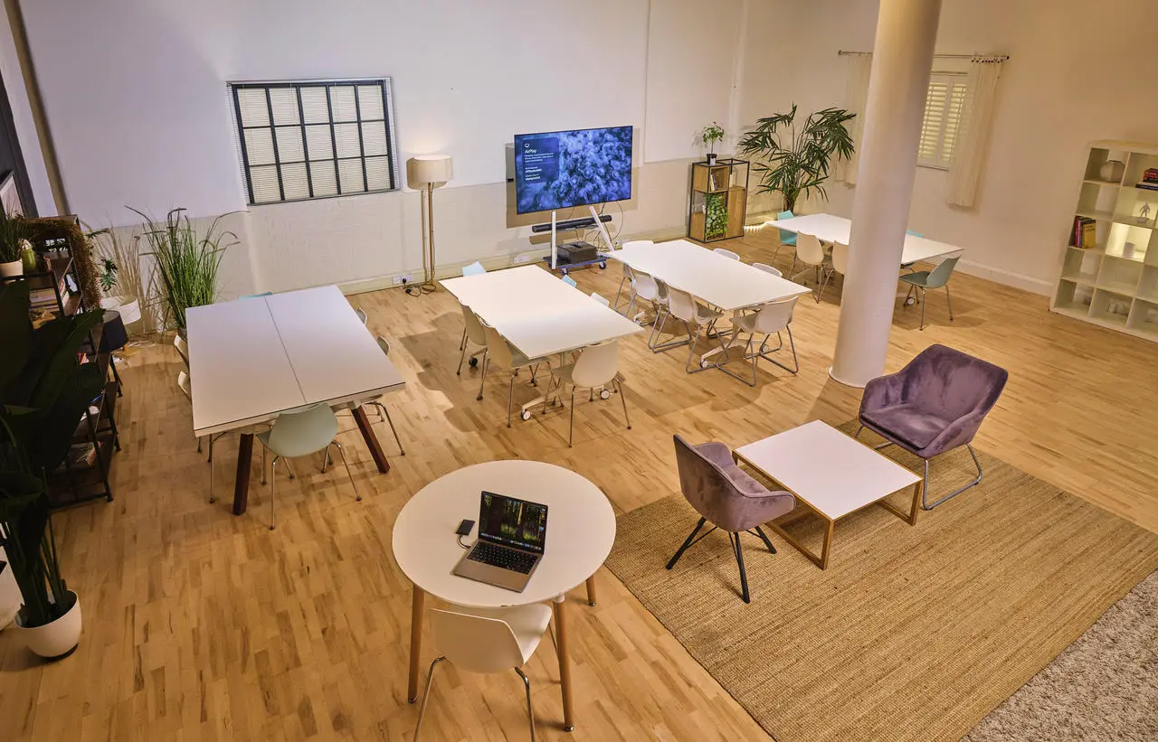 Canalside Studios in Angel