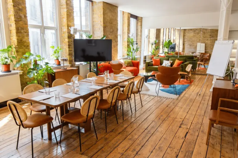 THE ARTIST'S LOFT | Shoreditch’s Most Unique Meeting Space in Shoreditch