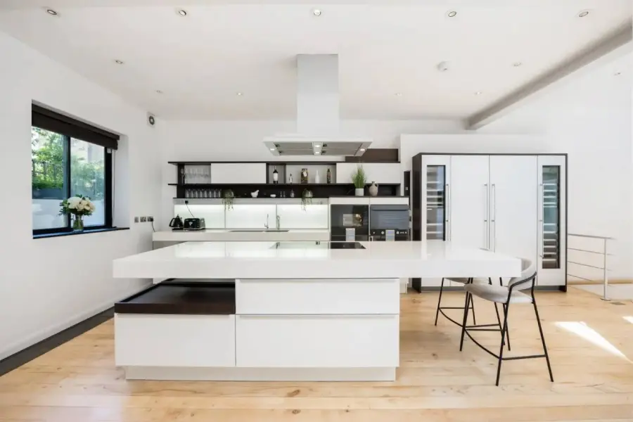 Kensington Studio W8 in West London