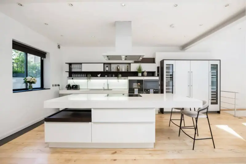 Kensington Studio W8 in West London