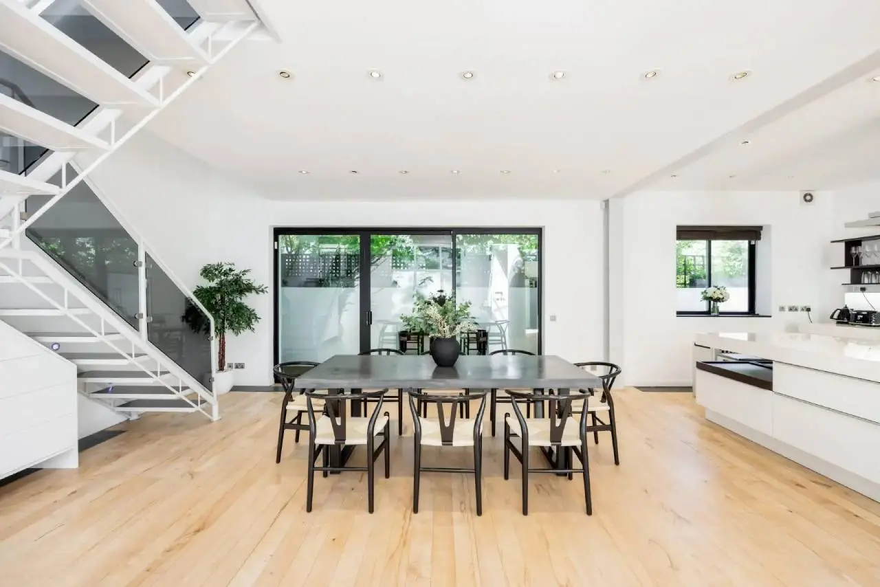 Kensington Studio W8 in West London