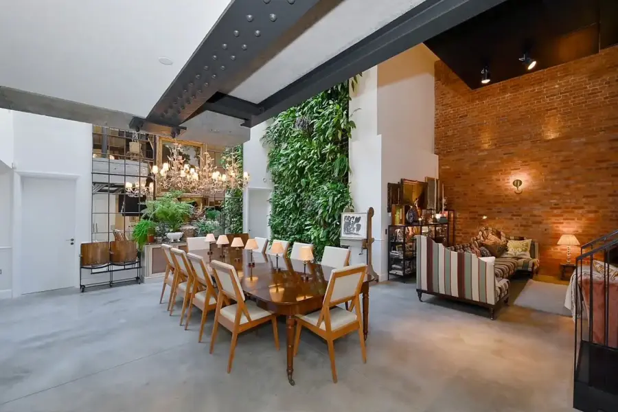 1900s Brewery Cooperage Loft in Clerkenwell